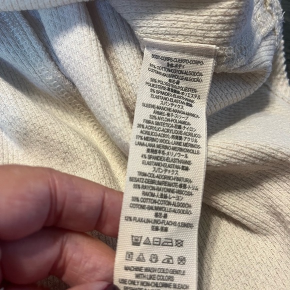 We The Free Ivory Thermal Art School Cuff Long Sleeve Sz XS - Picture 8 of 8